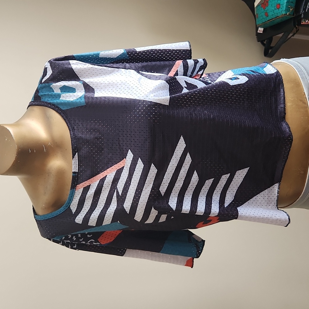 Activewear top